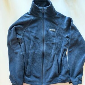 Columbia Full Zip fleece - Petite XS 
EXCELLENT CONDITION